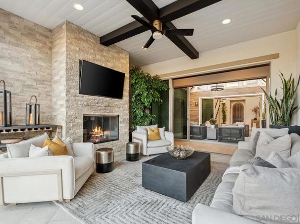 15473 Tanner Ridge Rd, San Diego CA 92127