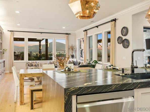 15473 Tanner Ridge Rd, San Diego CA 92127