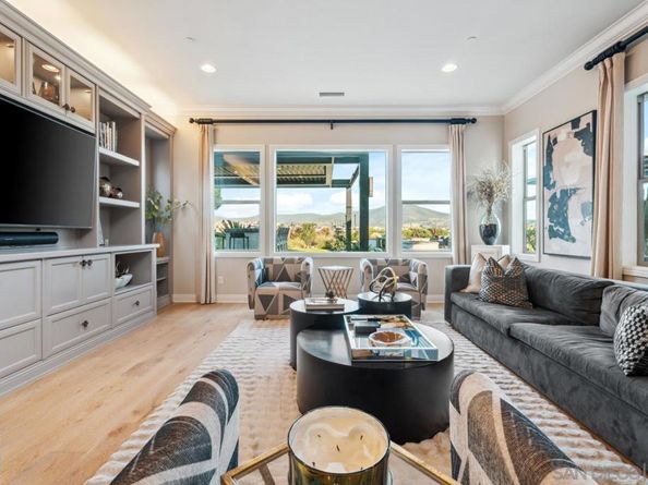 15473 Tanner Ridge Rd, San Diego CA 92127