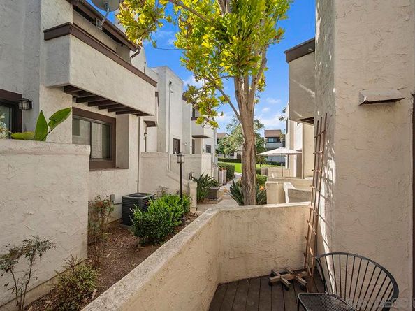 2296 Caminito Pajarito 85, San Diego CA 92107
