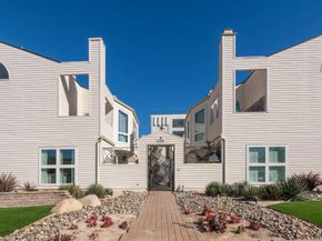 7585 Eads A, La Jolla CA 92037
