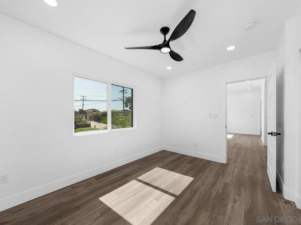 4128 32 Thorn St, San Diego CA 92105