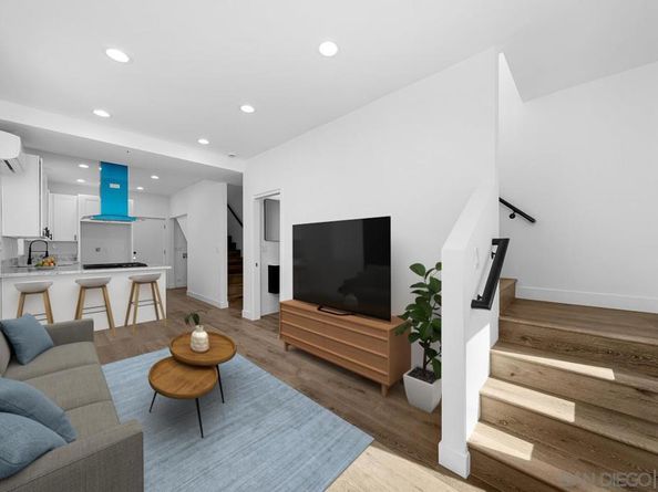 4128 32 Thorn St, San Diego CA 92105