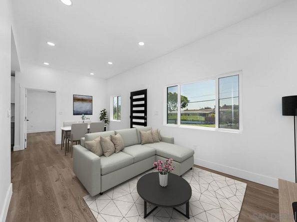 4128 32 Thorn St, San Diego CA 92105