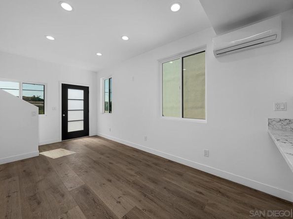 4128 32 Thorn St, San Diego CA 92105