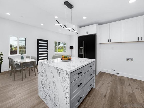 4128 32 Thorn St, San Diego CA 92105