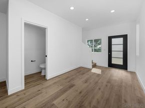 4128 32 Thorn St, San Diego CA 92105