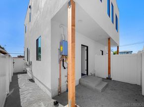 4128 32 Thorn St, San Diego CA 92105