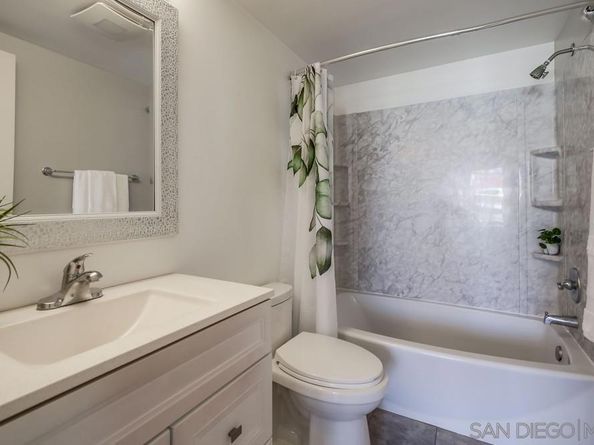 9458 Twin Trails Dr 205, San Diego CA 92129