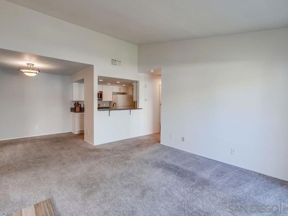 9458 Twin Trails Dr 205, San Diego CA 92129