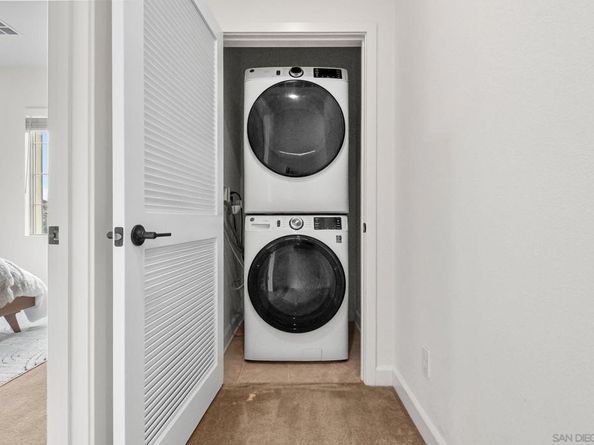 4384 Nautilus Way 8, Oceanside CA 92056