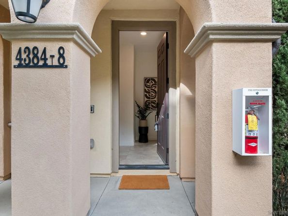 4384 Nautilus Way 8, Oceanside CA 92056