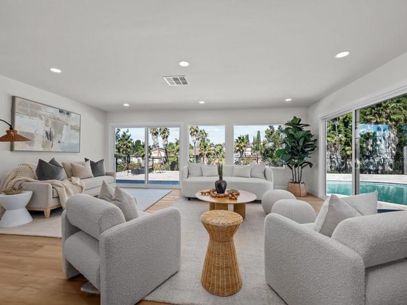 6196 Rockhurst Dr, San Diego CA 92120