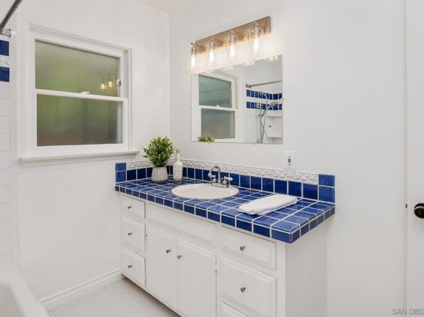 5825 Waverly Ave, La Jolla CA 92037