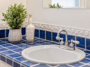 5825 Waverly Ave, La Jolla CA 92037