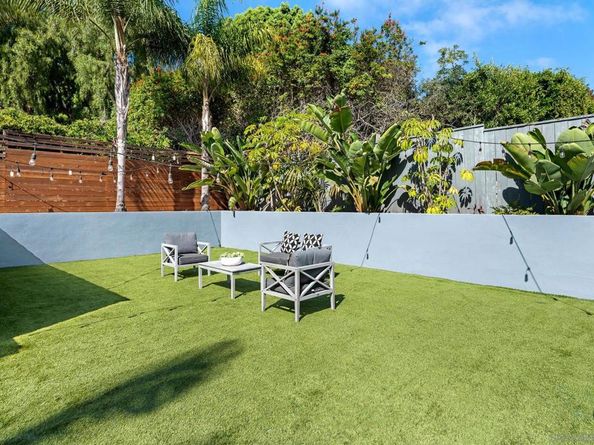 5825 Waverly Ave, La Jolla CA 92037