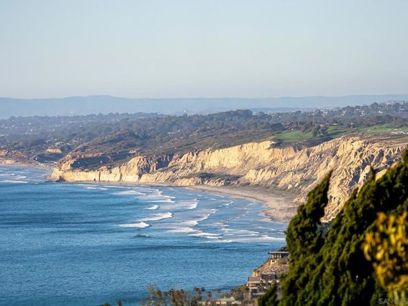 2365 Via Siena, La Jolla CA 92037