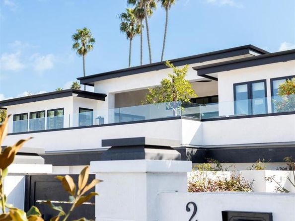 2365 Via Siena, La Jolla CA 92037