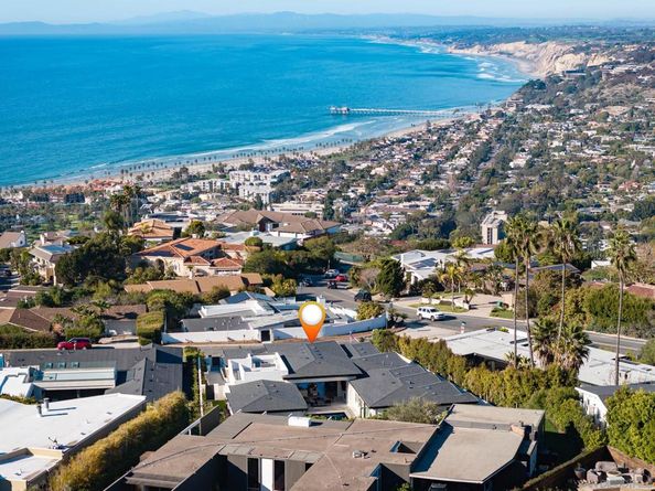 2365 Via Siena, La Jolla CA 92037