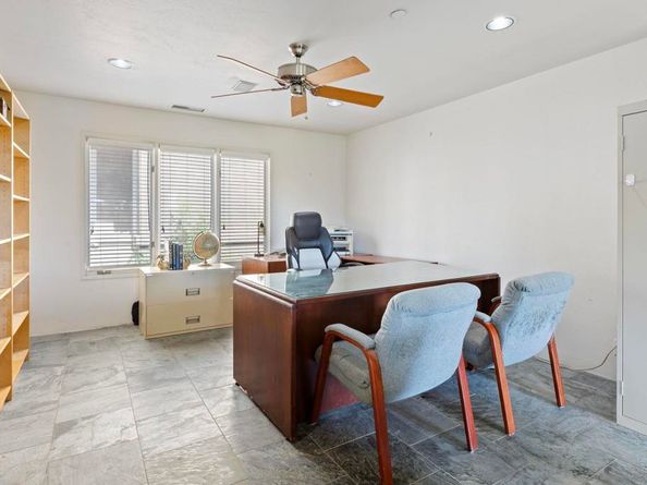 27615 Alps Ln, Escondido CA 92026