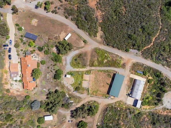 27615 Alps Ln, Escondido CA 92026