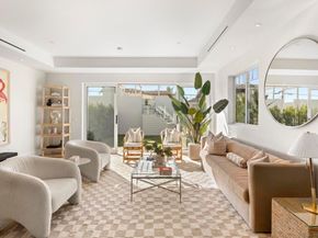 7216 Fay Ave, La Jolla CA 92037