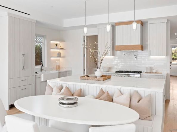 7216 Fay Ave, La Jolla CA 92037