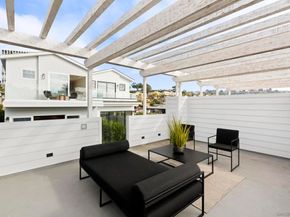 7216 Fay Ave, La Jolla CA 92037