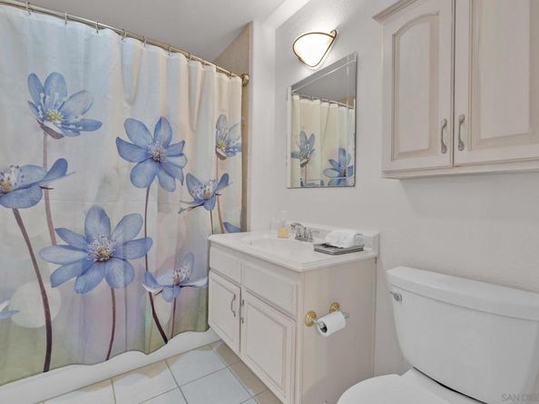 4676 Barcelona Way, Oceanside CA 92056