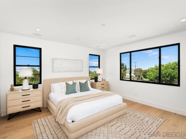 2910 Highland Dr., Carlsbad CA 92008
