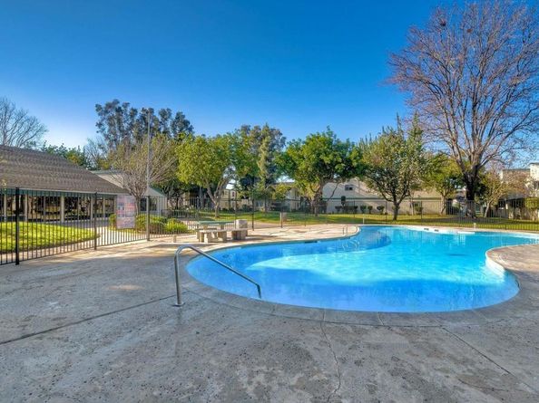 1817 E Grand Ave 72, Escondido CA 92027