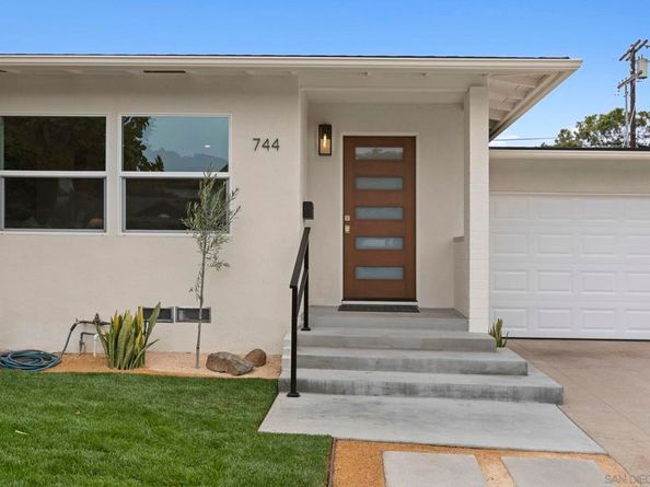 744 Catalina Blvd, San Diego CA 92106