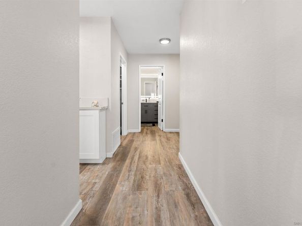 1045 Sage Vw, Chula Vista CA 91910