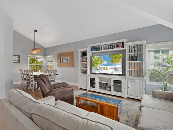 5351 Rio Plata Dr, Oceanside CA 92057
