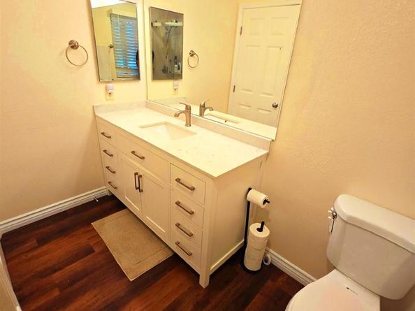 7597 Charmant Dr 901, San Diego CA 92122