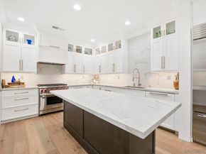 6467 Alexandri Cir, Carlsbad CA 92011