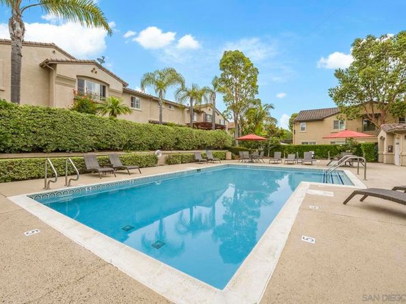 6467 Alexandri Cir, Carlsbad CA 92011