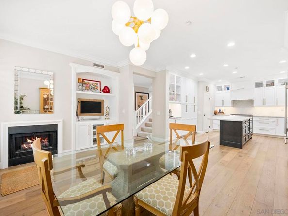 6467 Alexandri Cir, Carlsbad CA 92011