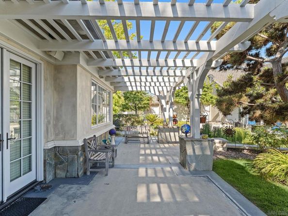 14786 Rancho Santa Fe Farms Rd, Rancho Santa Fe CA 92067