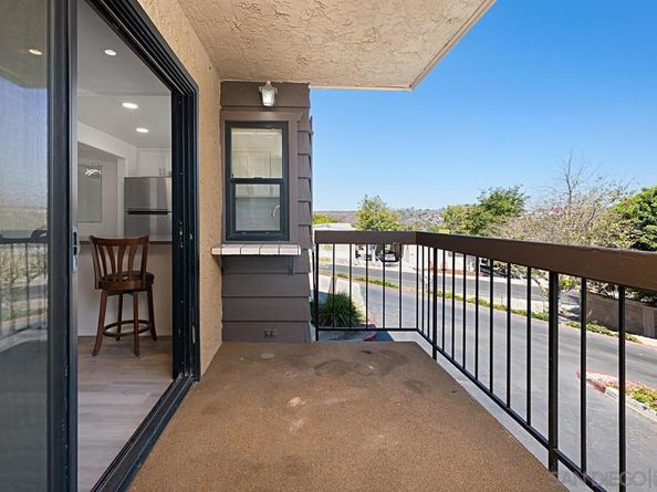 5125 Fontaine Street 105, Del Cerro CA 92120