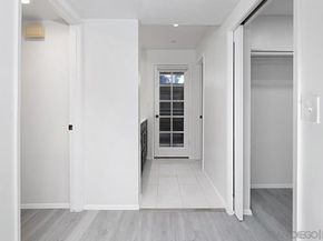 5125 Fontaine Street 105, Del Cerro CA 92120