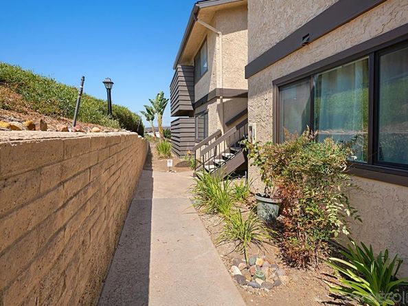 5125 Fontaine Street 105, Del Cerro CA 92120