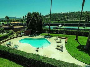 2003 Costa Del Mar Rd 692, Carlsbad CA 92009