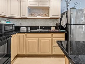 2003 Costa Del Mar Rd 692, Carlsbad CA 92009