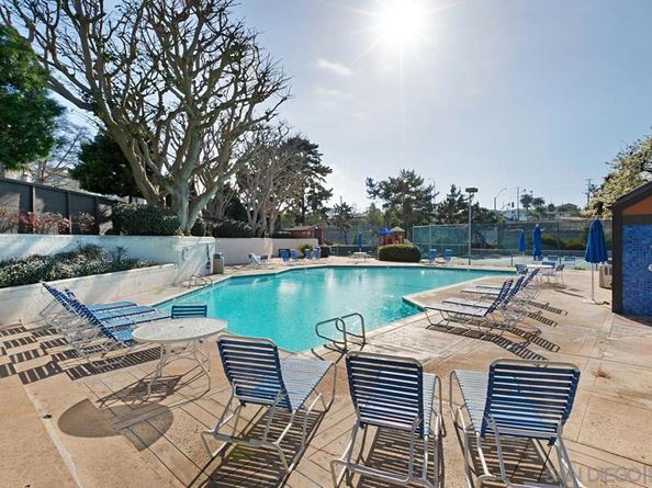 3974 Voltaire St., San Diego CA 92107