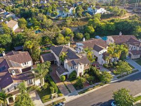 7424 La Mantanza, San Diego CA 92127