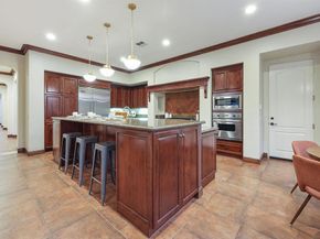 7424 La Mantanza, San Diego CA 92127