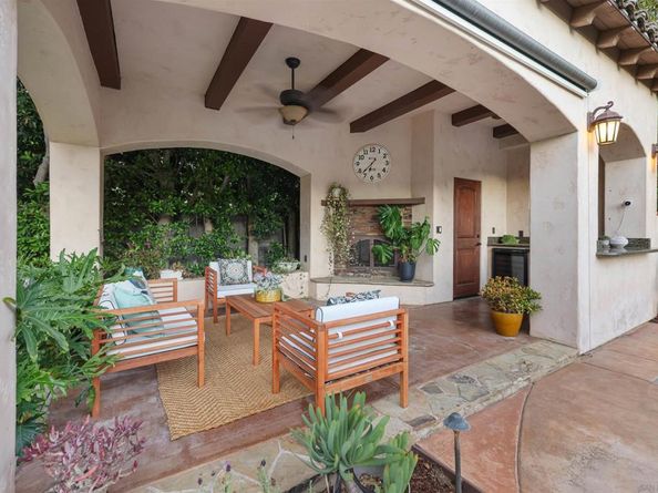 7424 La Mantanza, San Diego CA 92127