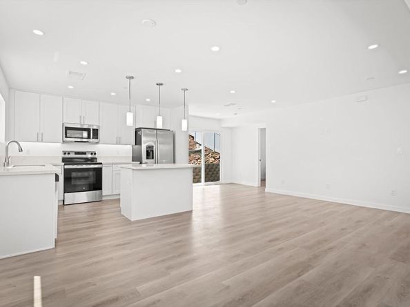 2720 2760 Reo Dr, San Diego CA 92139