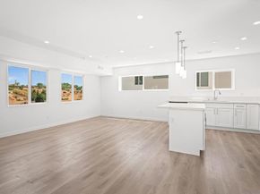 2720 2760 Reo Dr, San Diego CA 92139